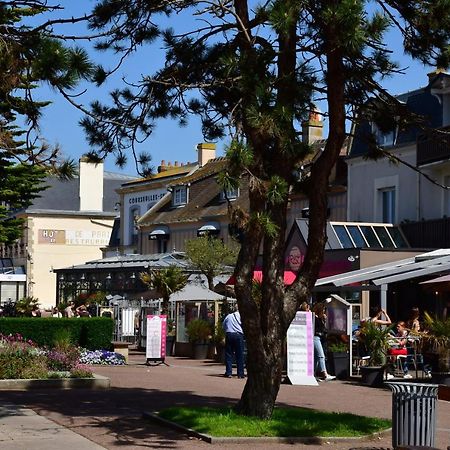 La Courette, Maison Avec Cour Proche Plage Graye-sur-Mer 외부 사진